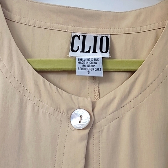 Vintage CLIO Creamy Yellow 100% Silk Blouse, Size Small. - Picture 3 of 5